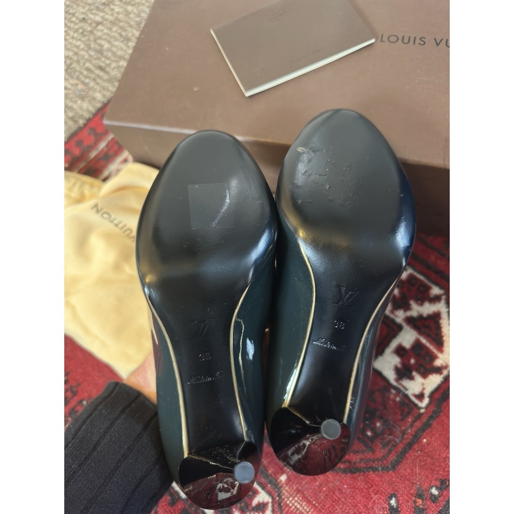 Louis Vuitton Patent Leather Bow Pumps Green Size 38 - Picture 3 of 7